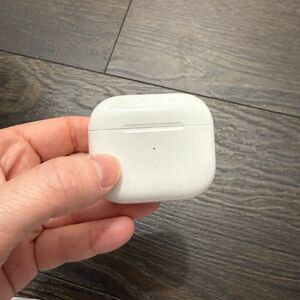 Apple AirPods 3rd Generation Case Only No AirPods Tested and Working A2897